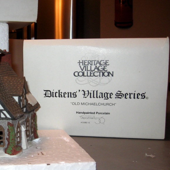 πHOST PICKπ Dickens' Village Old Michaelchurch - Picture 3 of 3